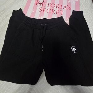 Victoria's Secret Joggers Black. Size XS